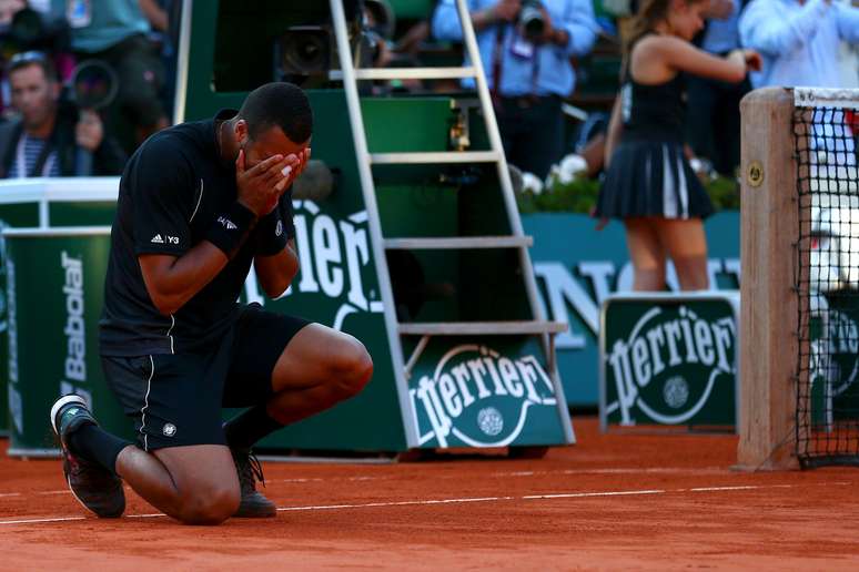 Tsonga se emocionou com classificação