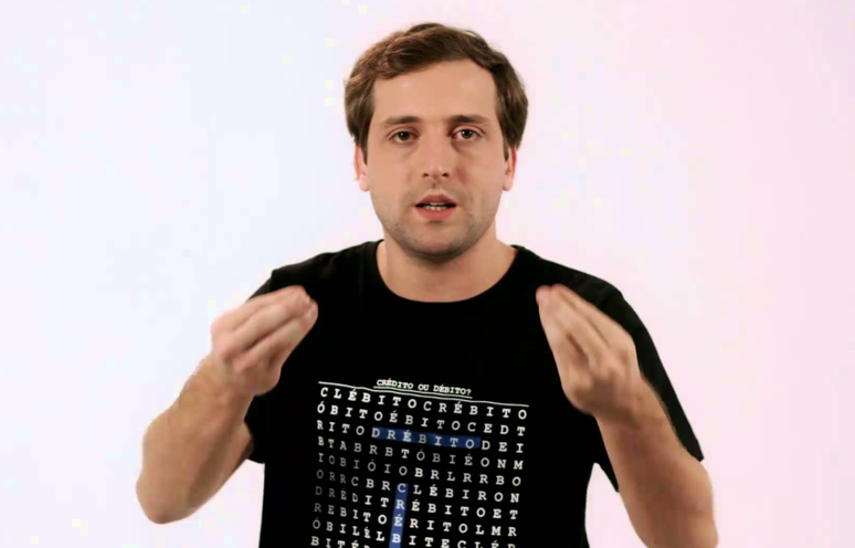 "Escorreguei. Escorregamos. Desculpa", escreveu Gregorio