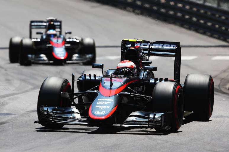 McLarens ficaram nas duas últimas posições do GP do Canadá após abandonos
