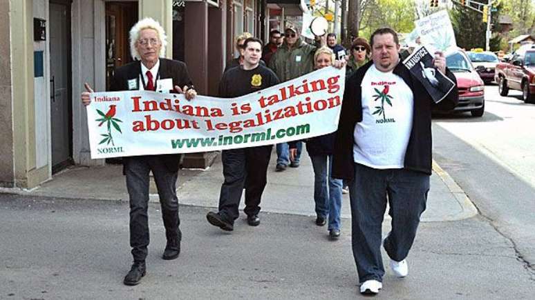 Levin afirma que sua igreja n&atilde;o compra nem vende maconha e tamb&eacute;m n&atilde;o fala em Deus