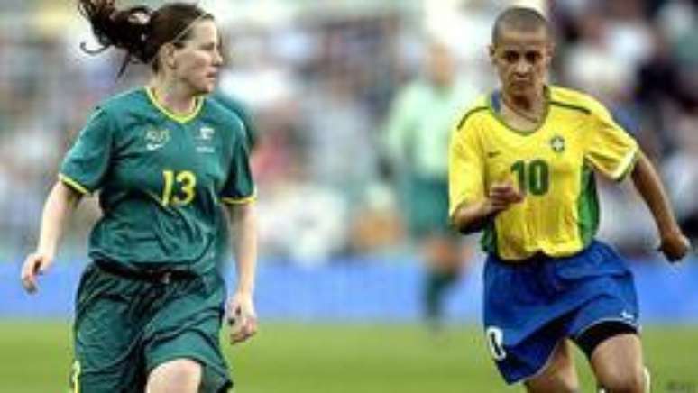 Futebol Feminino - 5 razões para ajudar a crescer a modalidade