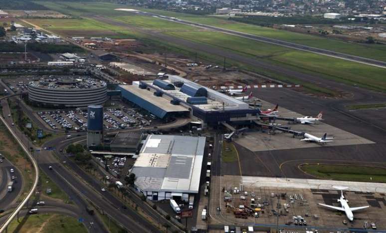 Aeroporto Salgado Filho, em Porto Alegre, que deve ser incluído no pacote de concessões do governo