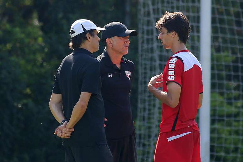 Rodrigo Caio foi vendido ao Valencia