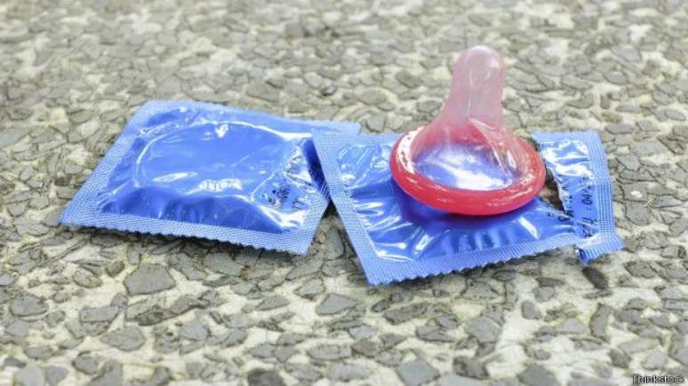 Uma regra de segurança do trabalho da Califórnia determina o uso obrigatório de preservativos em filmes pornôs