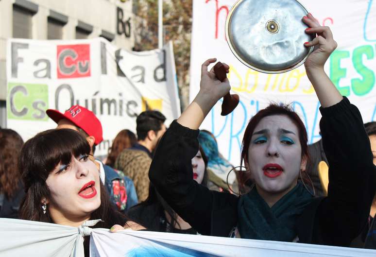 Panelaço durante protesto em Santiago 