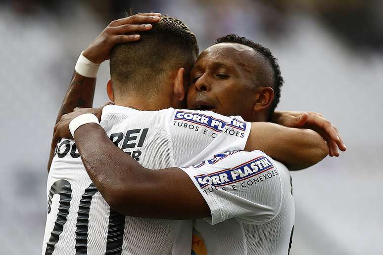 Porto aumentou a carga e Lucas Lima est&aacute; ainda mais pr&oacute;ximo de deixar o Santos