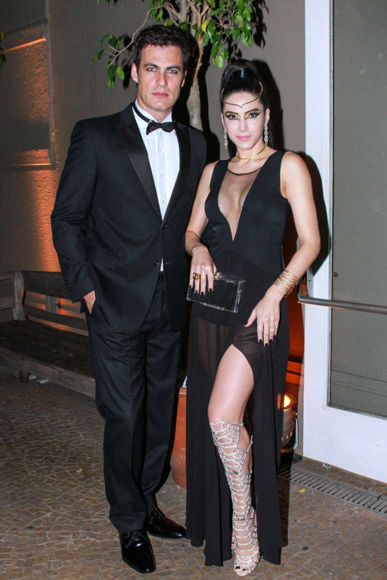  Carlos Casagrande e a mulher, Marcelly Anselm&eacute;