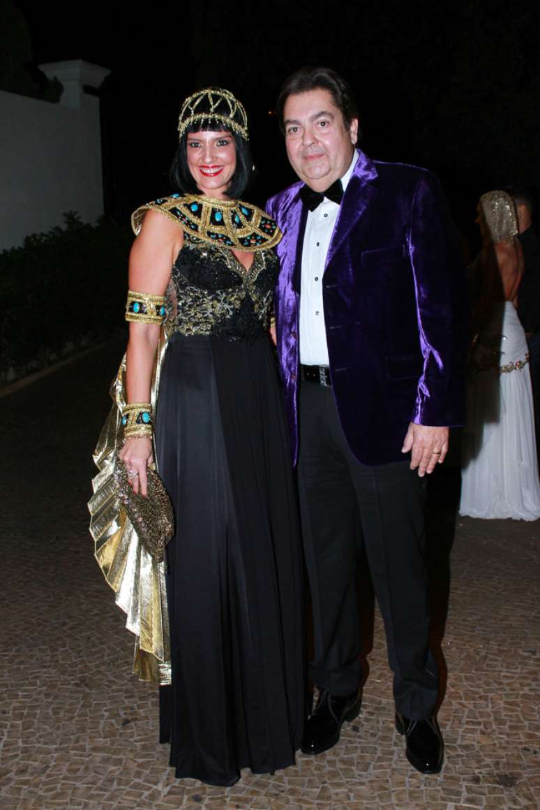 Faust&atilde;o e a mulher, Luciana Cardoso 