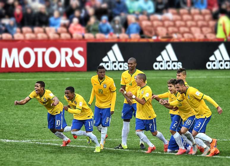 Jogadores da Seleção festejam classificação à semifinal do Mundial Sub-20