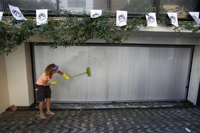 Também houve pessoas que se uniram à manifestação de maneira espontânea