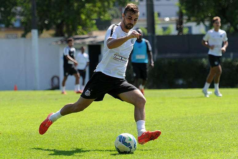 Rafael Longuine espera por nova chance, mas precisará superar concorrência