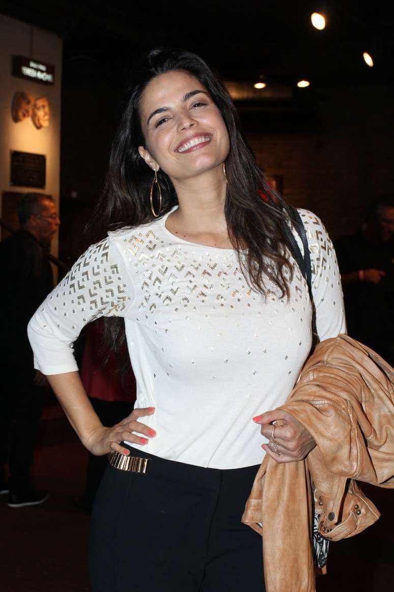 A atriz Emanuelle Araújo também estava na plateia