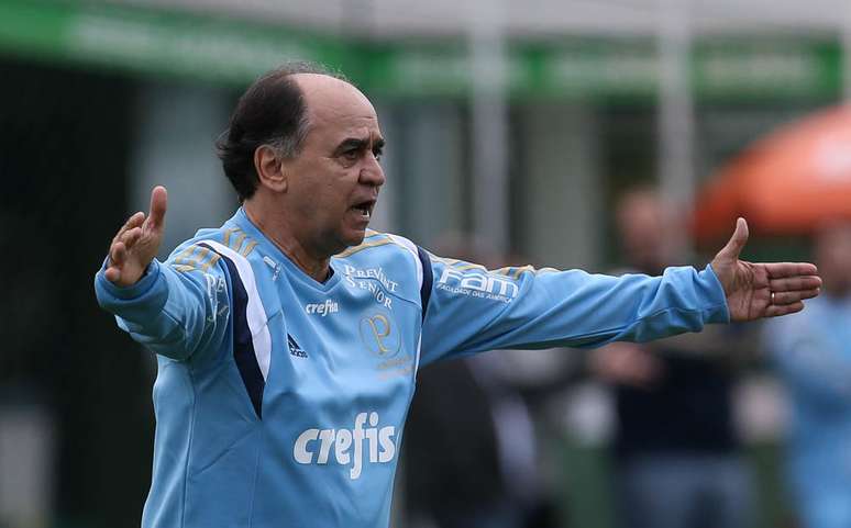 Marcelo Oliveira estreará no comando do Palmeiras