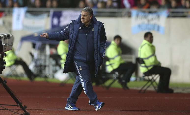 Brasileiro expulsou Tata Martino ainda no primeiro tempo de jogo