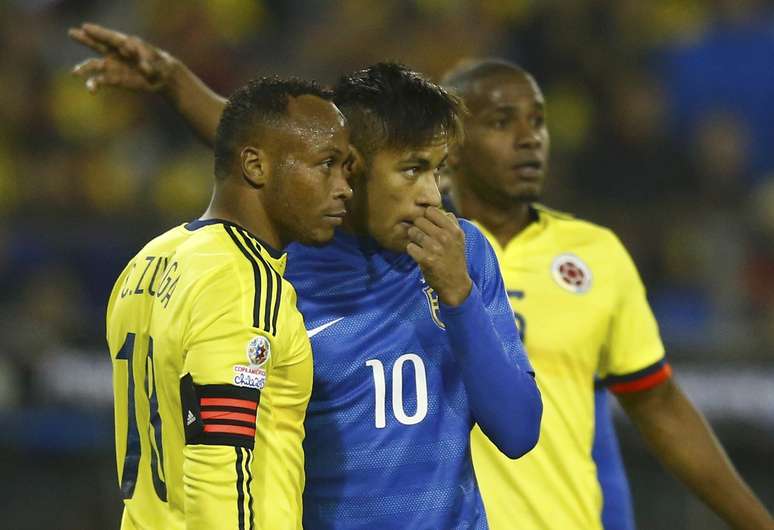 Neymar teve atuação apagada na partida contra a Colômbia