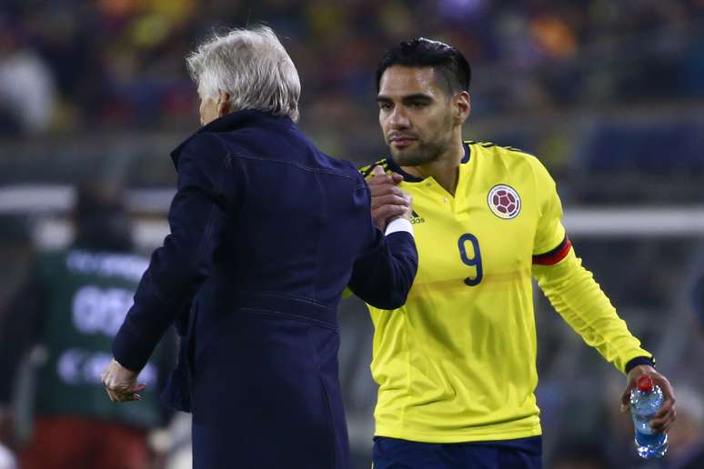 Homem de confiança de Pekerman, Falcao já ouve pedidos por sua saída do time titular