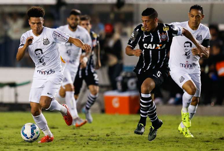 Marquinhos Gabriel levou perigo com chutes de fora da &aacute;rea