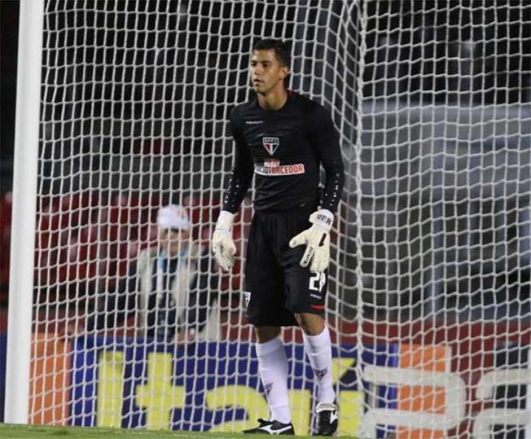 Atuação do goleiro Renan agradou ao treinador Osorio