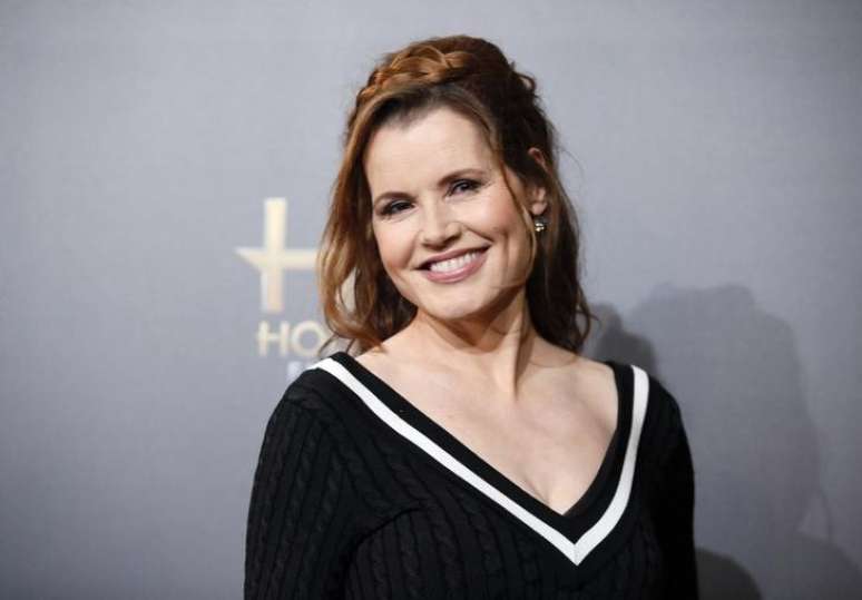 Atriz Geena Davis posa nos bastidores do Hollywood Film Awards, em Hollywood, Estados Unidos, em novembro. 14/11/2014