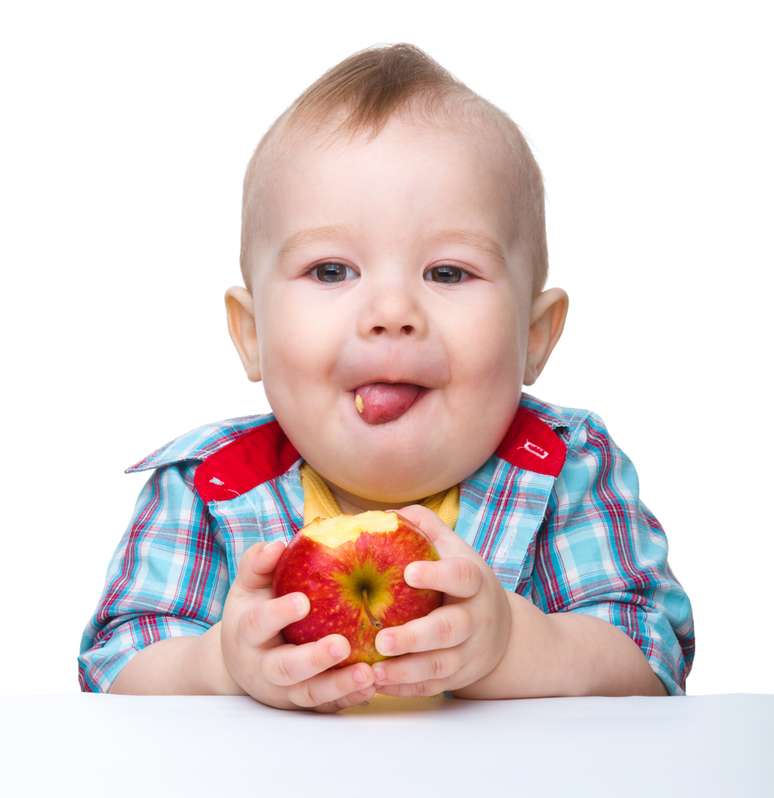 Acostumar a criança apenas com o doce de frutas é uma ótima maneira de manter sua alimentação saudável e sua boquinha sem cáries