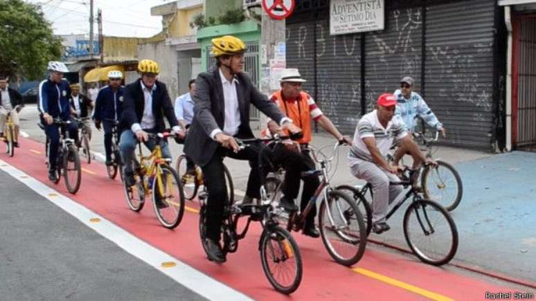 Prefeito Fernando Haddad prometeu expandir rede cicloviária de 63km para 400km