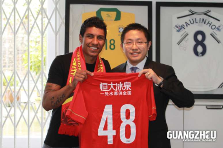 Paulinho trocou o Tottenham pelo Guangzhou Evergrande