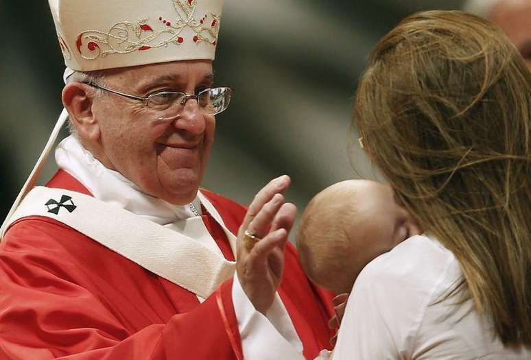 Papa Francisco na Basílica de São Pedro, no Vaticano. 29/06/2015