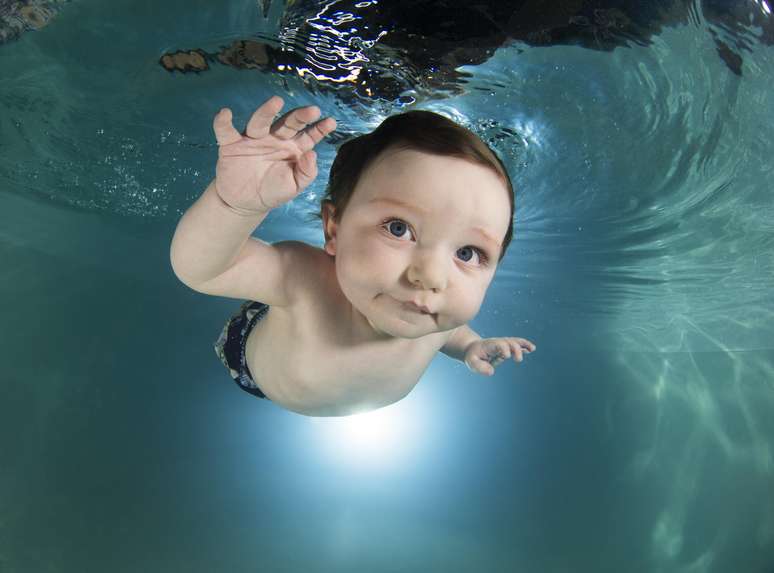 Fotógrafo fez cliques de bebês debaixo d&#039;água 
