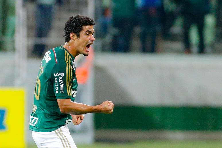 Egídio tem se destacado com o Palmeiras nos últimos jogos