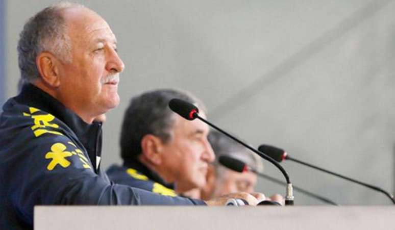 Colunista criticou conselho de ex-técnicos notáveis da Seleção