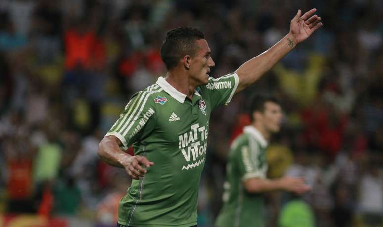 Lucas Gomes garantiu a vitória do Fluminense no Maracanã