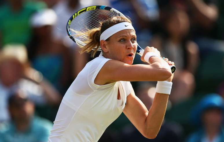 Safarova enfrentará Serena em Wimbledon