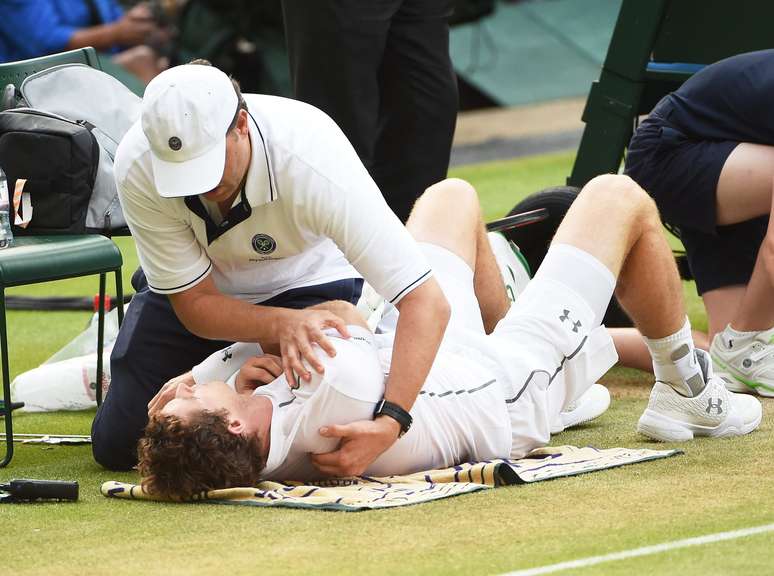 Andy Murray precisou de atendimento médico durante a partida