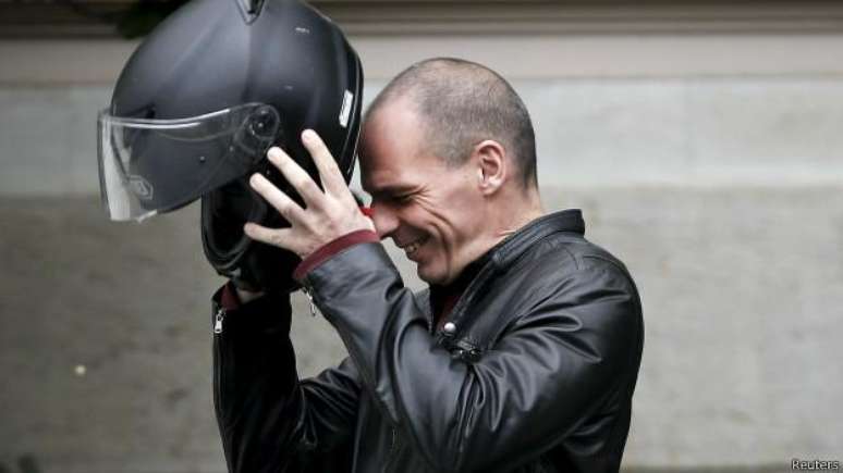 Atitude e visual "rebelde" de Varoufakis cativaram até a mídia alemã, uma das principais críticas da Grécia