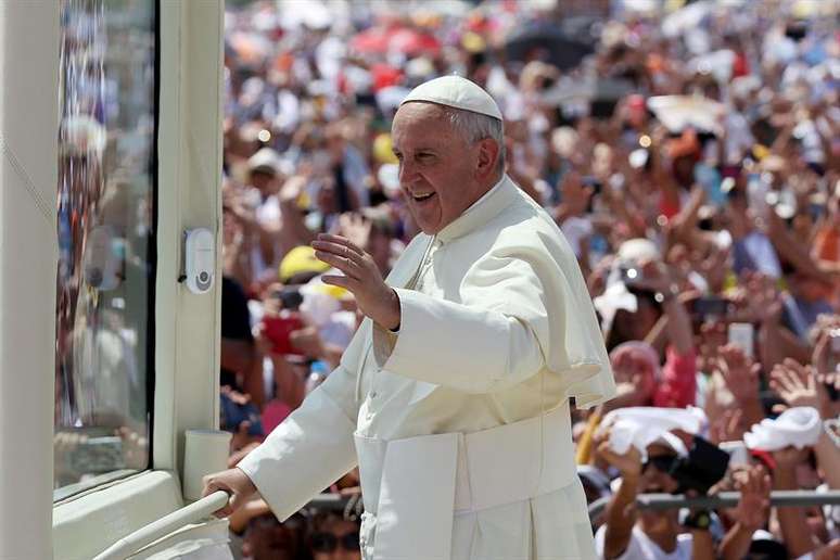 Papa Francisco pediu perdão pelos crimes contra os povos originários da região na colonização