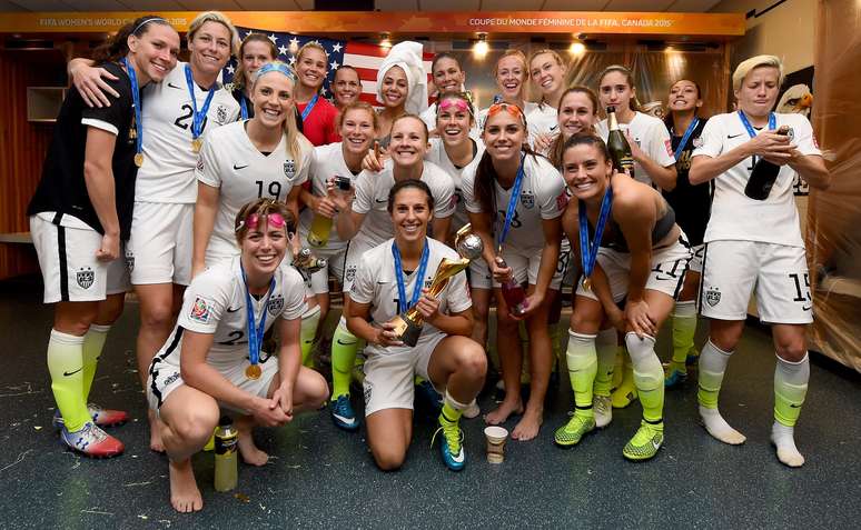 Seleção dos Estados Unidos conquistou tricampeonato com três gols de Carli Lloyd