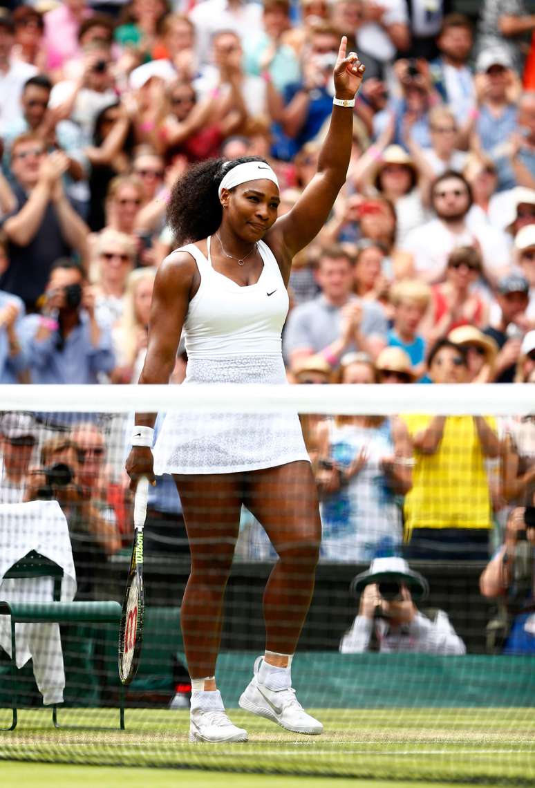 Serena Williams venceu a irm&atilde; em partida de Wimbledon