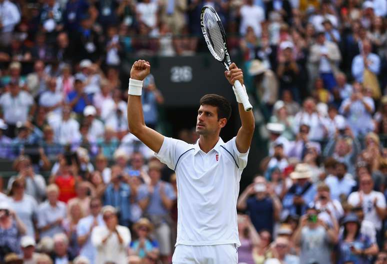 Djokovic vence partida em Wimbledon