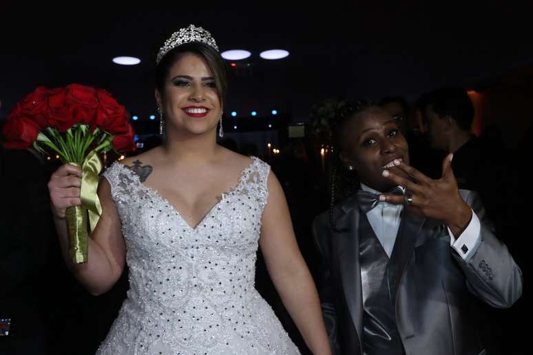 Nen&eacute;m, da dupla Pep&ecirc; e Nen&eacute;m, se casou com Thais Baptista em SP, na noite da &uacute;ltima segunda-feira (6)