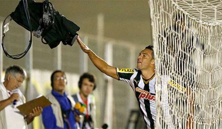 Capivariano x Botafogo - Copa do Brasil - Gol de Daniel Carvalho