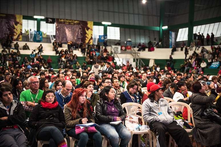 Encontro mundial de movimentos populares em Santa Cruz de La Sierra, na Bolívia, reúne delegações de 40 países