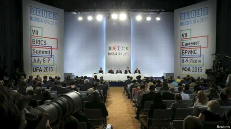 Nesta cúpula dos Brics, cidade-sede reuniu apenas líderes e empresários dos países-membros