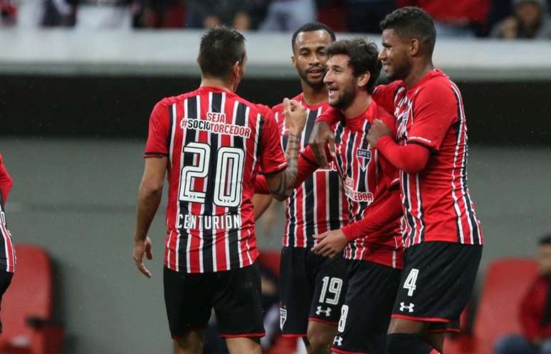 Boschilia fez o quarto gol da vitória do São Paulo