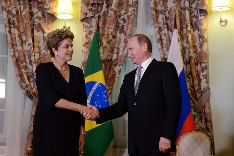 Os dois pareciam cansados – Dilma havia chegado de Portugal, e Putin estava pelo menos na quinta reunião bilateral do dia