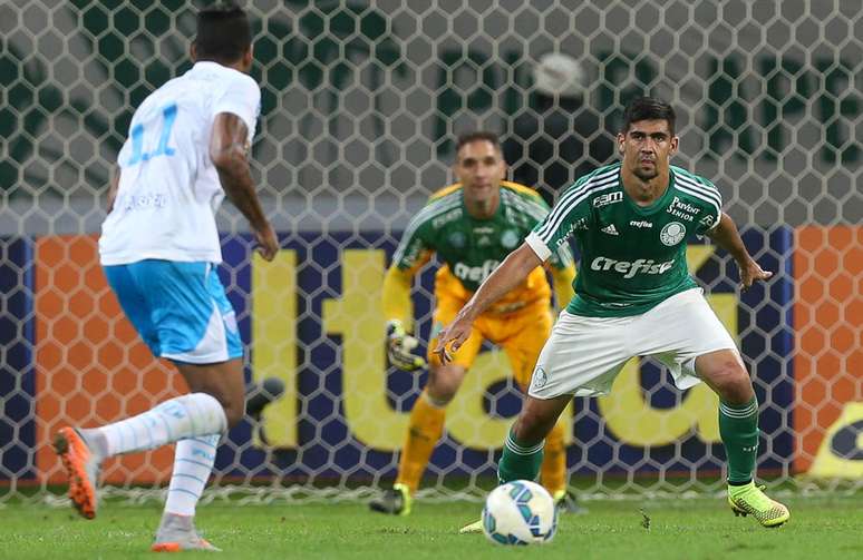 Leandro Almeida tem recebido apoio de colegas após falha contra o São Bento