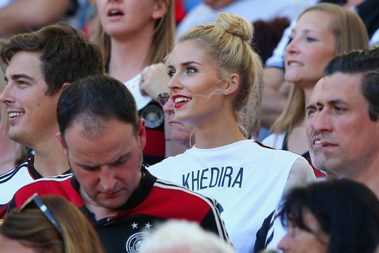 Lena Gercke veio ao Brasil assistir ao então namorado Khedira ser campeão do mundo