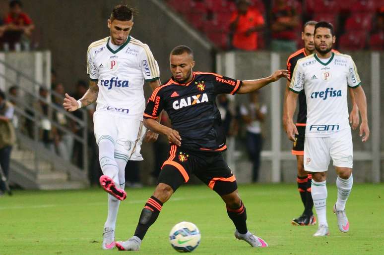 Palmeiras e Sport travaram duelo muito emocionante na Arena Pernambuco