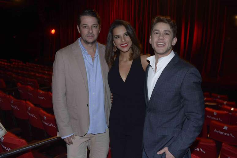 O cr&iacute;tico de cinema Rubens Ewald Filho prestigia "Mem&oacute;rias de um Gigol&ocirc;", no Teatro Proc&oacute;pio Ferreira, em S&atilde;o Paulo, nesta segunda-feira (13)