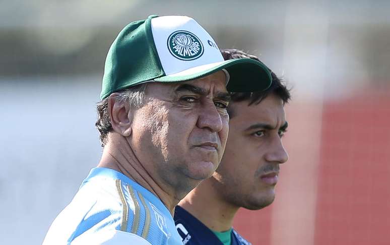 Marcelo Oliveira terá desfalques para o jogo contra o ASA