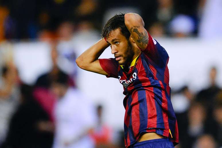 Neymar teria "descumprido seu compromisso" com a DIS, disse presidente